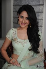 Pragya Jaiswal Interview About Kanche